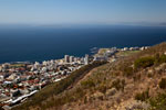 Blick vom Signal Hill auf Kapstadt und die Atlantikküste.