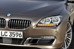 Das neue BMW 640i Gran Coupé: Adaptive LED-Scheinwerfer, Tagfahrlicht und LED-Blinker an