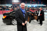 Berlinale 2011: Bernd Neumann vor BMW 7er (F02).