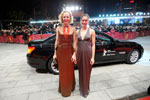 Berlinale 2011: Juliane K&ouml;hler, Ayna Tezel vor einem BMW 7er.