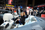 Berlinale 2011: Marie B&auml;umer im BMW 6er Cabrio.