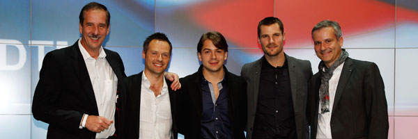 BMW Sport Pokal. Dr. Klaus Draeger (BMW Vorstand), BMW Werks Fahrer Andy Priaulx, Augusto Farfus und Martin Tomczyk, BMW Motorsport Direktor Jens Marquardt.