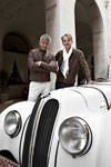 Adrian van Hooydonk und Alfredo Hberli fuhren gemeinsam im BMW 328 das berhmte Oldtimer-Rennen.