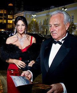 BMW bei der Wiedereröffnung des Bolshoi Theaters: Hollywood Star Monica Bellucci; Bernard Fournas, CEO Cartier International