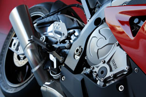 BMW S 1000 RR: Antrieb