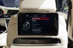 BMW 760Li Individual (F02 LCI), neuer Fond-Monitor, der brillianter ist, aber nicht hochaufgelöster