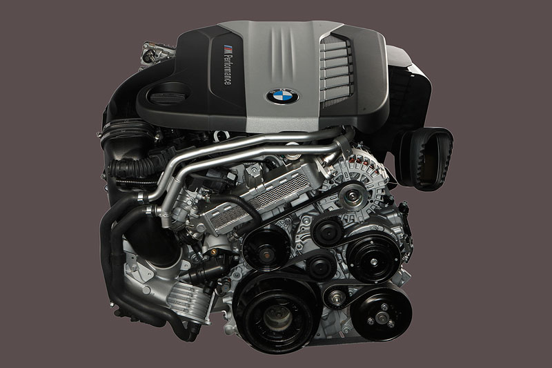 Foto BMW TwinPower Turbo 6Zylinder Diesel Motor (vergrößert)