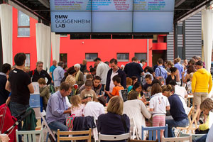   Impressionen des BMW Guggenheim Lab in Berlin, 15.6.-29.7.2012