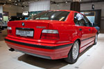 BMW 325i (Modell E36), Höchstgeschwindigkeit: 233 km/h