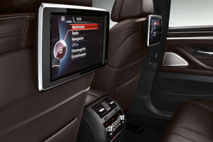 BMW 5er Limousine, Luxury Line, Facelift 2013, Fond-Entertainment-System
