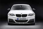 Das neue BMW 2er Coup mit BMW M Performance Zubehr, u. a. mit BMW M Performance Power Kit.