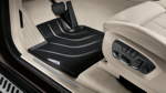 BMW Original Zubehr fr den BMW X5: Allwetter-Fussmatte mit Metallemblem