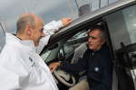 Les Voiles de Saint-Tropez 2013 - Dr. Nicolas Peter, Leiter BMW Group Vertriebsregion Europa, und Lock Peyron, BMW Yachtsport Botschafter