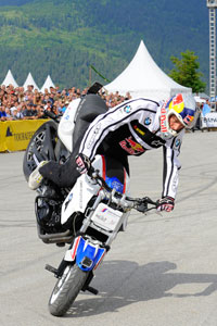 BMW Motorrad Days 2013: Publikumsmagnet Motorrad Stunt Show