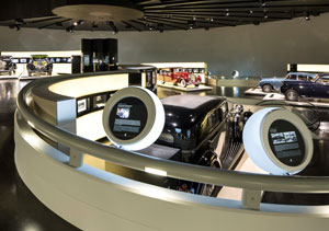 erste Rolls-Royce Ausstellung im BMW Museum in München