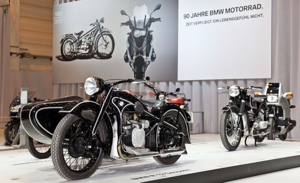 BMW Group Messestand auf der Techno Classica 2013 in Essen: 90 Jahre BMW Motorrad