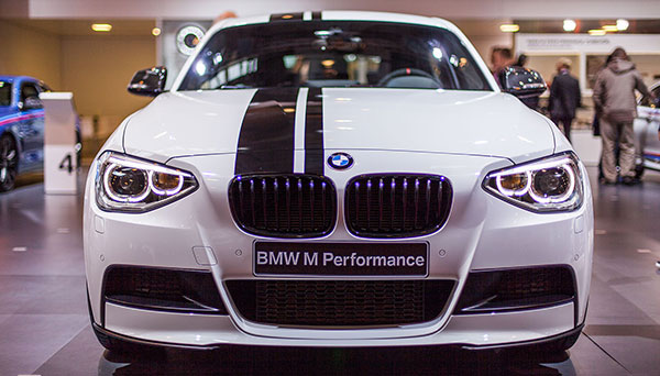 BMW 125i (Modell F20) mit BMW M Performance Komponenten auf der Essen Motor Show 2014