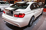 BMW 320d mit BMW M Performance Komponenten: M Performane Akzentstreifen (189 Euro)
