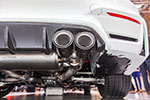 BMW M4 mit BMW M Performance Komponenten: Klappen-Abgasanlage Titan (4.130 Euro) für noch kernigeren Motor-Sound