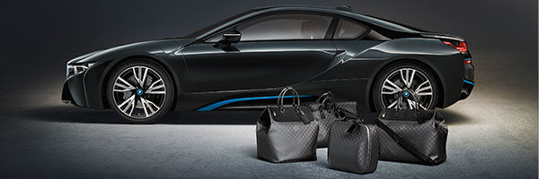 Kleine Reisetasche 'Weekender PM i8', groe Reisetasche 'Weekender GM i8', Hartschalen-Businesskoffer 'Business Case i8', Kleiderschutzhlle 'Garment Bag i8'.