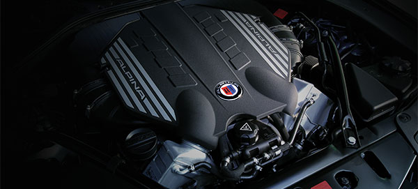 Mit 600 PS Leistung der bis dato stärkste BMW Alpina Motor aller Zeiten im B5 Bi-Turbo Edition 50