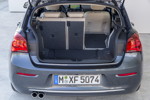 BMW 120d, Facelift 2015, Modell F20, Interieur, geteilt umlegbare Fondsitzbank
