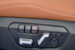 Der neue BMW 3er Touring. Modell Luxury Line. Schalter Sitzverstellung und Sitzheizung.