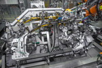 BMW 7er Produktion im Werk Dingolfing, Karosseriebau: Leichtbau, intelligenter Materialmix