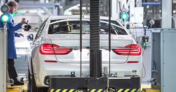 BMW 7er Produktion im Werk Dingolfing, Rollenprüfstand