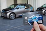 Die neuen BMW und MINI Kreditkarten 2015 - mit DriveNow Mitgliedschaft und Fahrzeugffnungsfunktion der DriveNow Fahrzeuge.