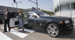 Olivia Palermo genießt den Preview auf den Rolls Royce Wraith Inspired by Fashion, in New York