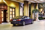 BMW 730d in Imperialblau
