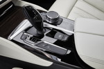BMW 5er Limousine (G30) mit M Sport Paket, iDrive Controller auf der Mittelkonsole
