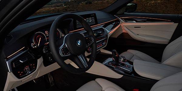 BMW 5er Limousine (G30) mit M Sport Paket, ambiente Beleuchtung