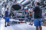 BMW Group Werk Dingolfing; Technologie Montage; Anbau Frontend
