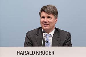 BMW Group Bilanzpressekonferenz am 16.03.2016 in der BMW Welt in München: Harald Krüger, Vorsitzender des Vorstands der BMW AG