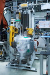 Fertigung eines Elektro-Motors für BMW PHEV Fahrzeuge im Werk Dingolfing.