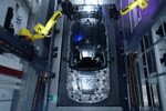 Vollautomatisierte, optische Messzelle im Pilotwerk der BMW Group in Muenchen