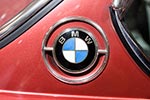 BMW 3.0 CS, BMW-Logo auf der C-Säule