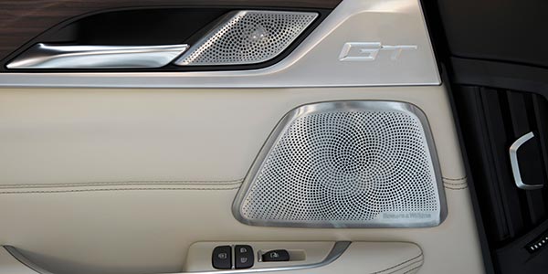 BMW 6er Gran Turismo, Bowers und Wilkins Diamond Surround Sound System (4.650,- Euro Mehrpreis)