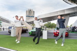 Abschlag der Golf-Profis Martin Kaymer, Sergio García und Henrik Stenson an der BMW Welt. 