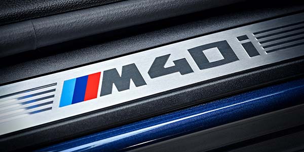 BMW X3 xDrive M40i, Einstiegsleiste mit M40i Schriftzug