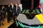 Michele de Lucchi, Adrian van Hooydonk und Lapo Elkann (v.l.) bei der BMW i MemphisStyle Weltpremiere.