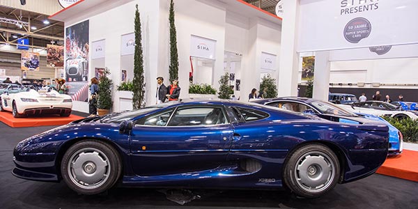 Jaguar XJ 200 in der Sonderausstellung '50 Jahre Super Sport Cars', Essen Motor Show 2017