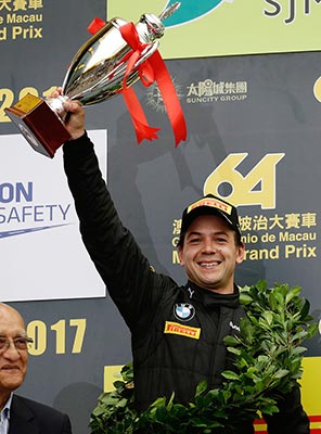 Macau (CHN), 16.-19.11.2017. FIA World Cup, Zweiter Platz im Qualifikationsrennen für Augusto Farfus (BRA).