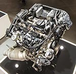 BMW TwinPower Turbo Drei-Zylindermotor, angeboten in Ausbaustufen von 102 bis 231 PS