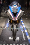 BMW Motorrad HP4 Race, nur 171 kg schwer, zum Preis von 80.000 Euro