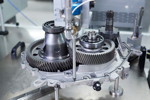Prototypenbau der zuk�nftigen, f�nften Generation BMW Group E-Antriebe: Motor, Getriebe und Leistungselektronik in eigener, kompakter E-Antriebskomponente.