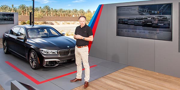 Pressekonferenz: BMW Vorstand Ian Robertson