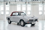 BMW 1600 GT Cabrio aus 1967, restauriert von Auszubildenden im BMW Werk Dingolfing.